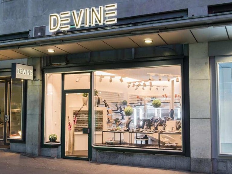Devine_16